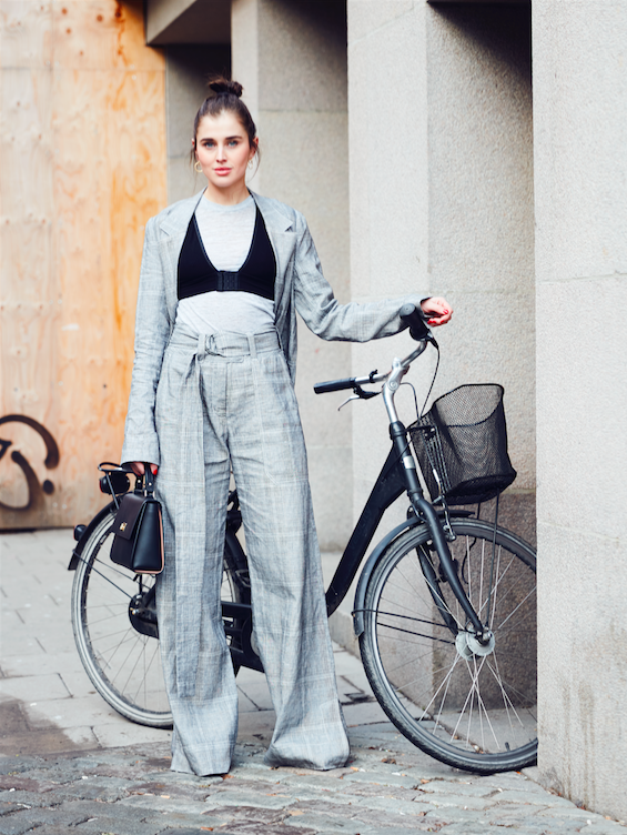 20-outfits-to-copy-from-stockholm-fashion-week-street-style-2126729-600x0c