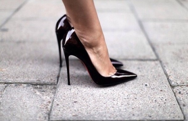 5bgxw4-l-610x610-shoes-black-black+shoes-black+heels--tumblr-black+high+heels-black+pumps
