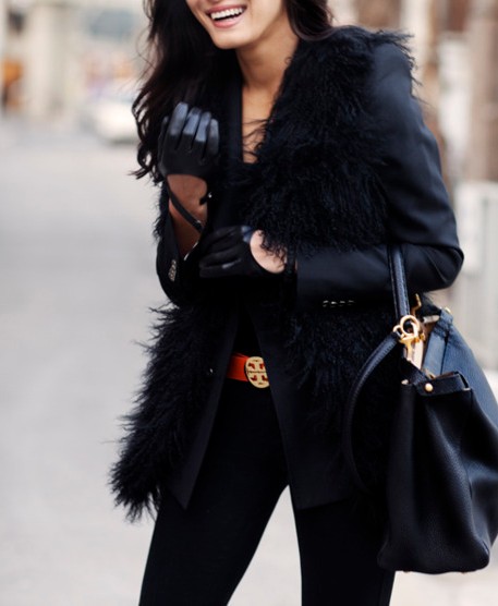 black-leather-gloves-street-style