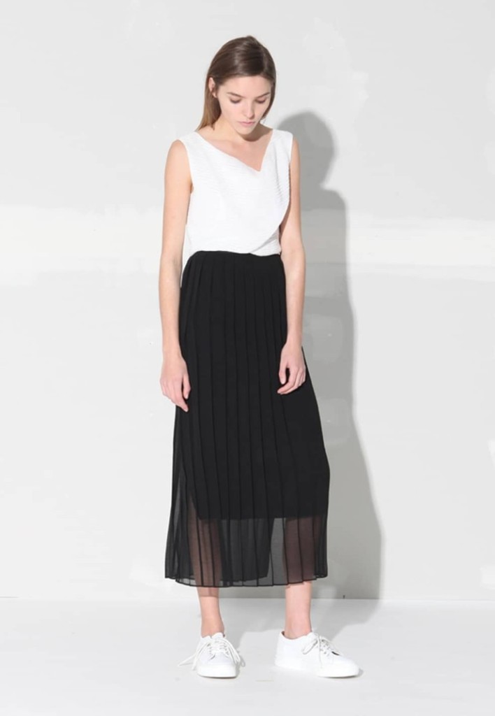 Kant-Skirt-Front-Black-2-740x1070