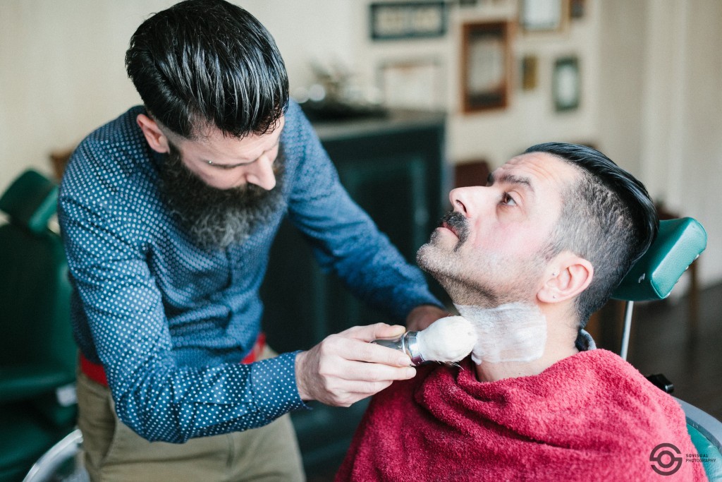 Los Barberos Αυτοι μεχρι και μουστακι θα σε βαλουν να ξυρισεις (5)