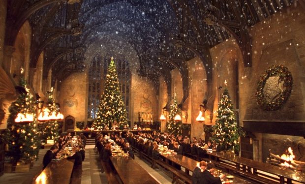 You_can_actually_have_a_Harry_Potter_Christmas_feast_in_the_Great_Hall_at_Hogwarts___