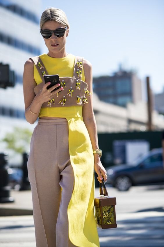 how-wear-yellow-cool-chic-style-fashion