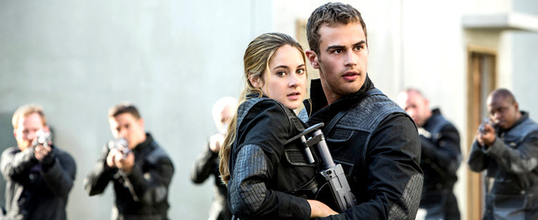 (L-R) SHAILENE WOODLEY and THEO JAMES star in DIVERGENT