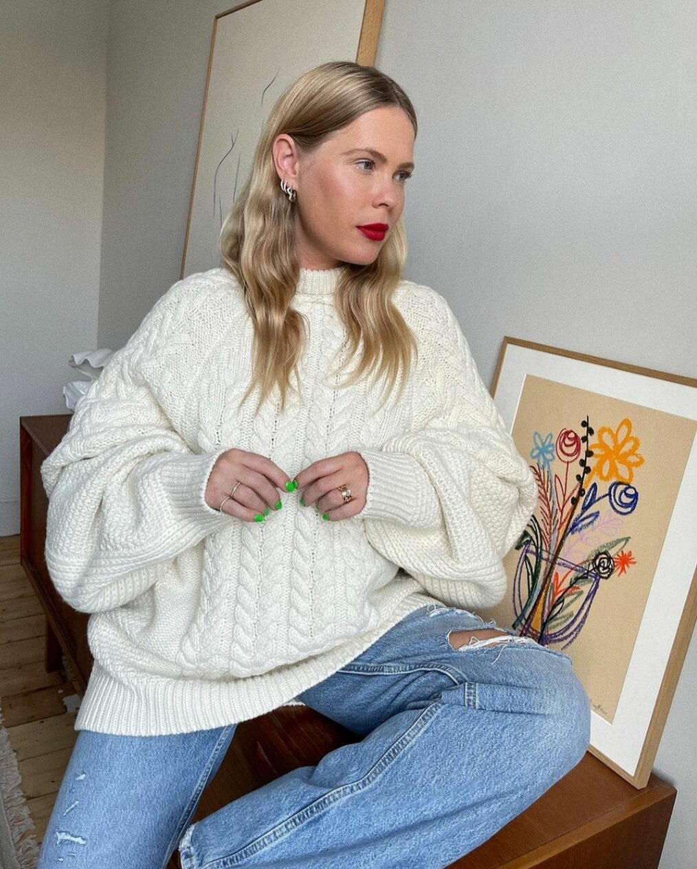 Cable-knit πουλόβερ Ήρθε η στιγμή να επενδύσεις σο πιο cozy και cool fashion item της σεζόν