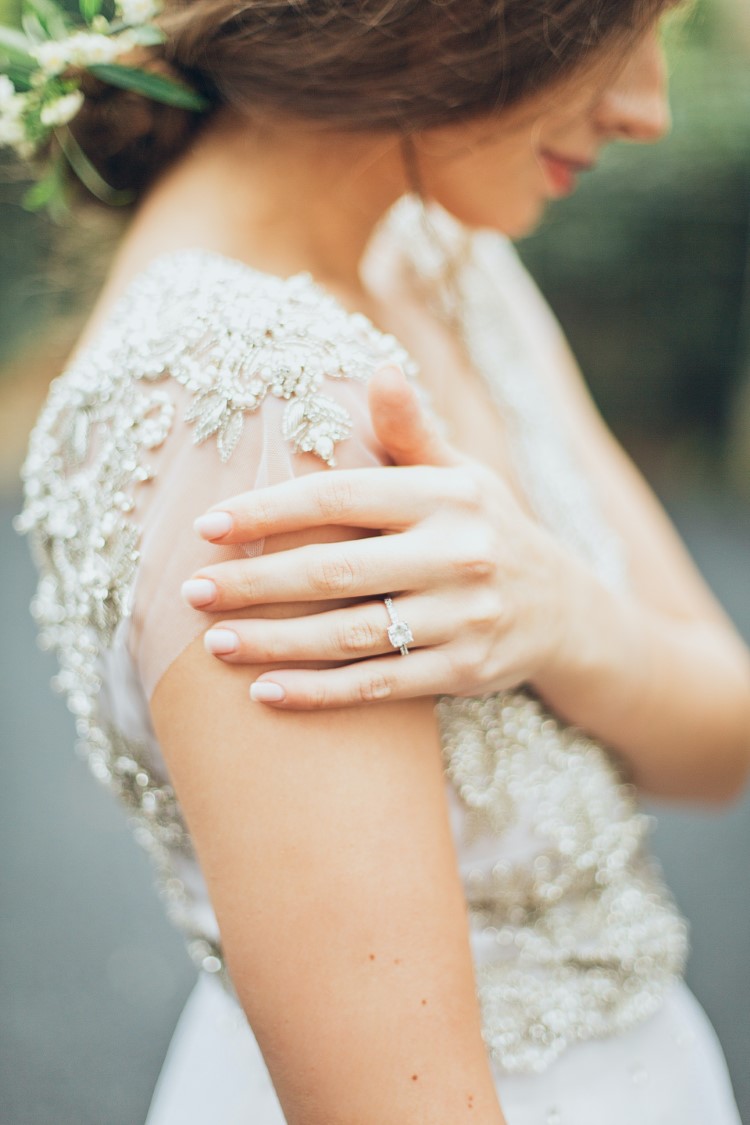 Bridal Νύχια Ιδέες για κάθε διαφορετικό style νύφης