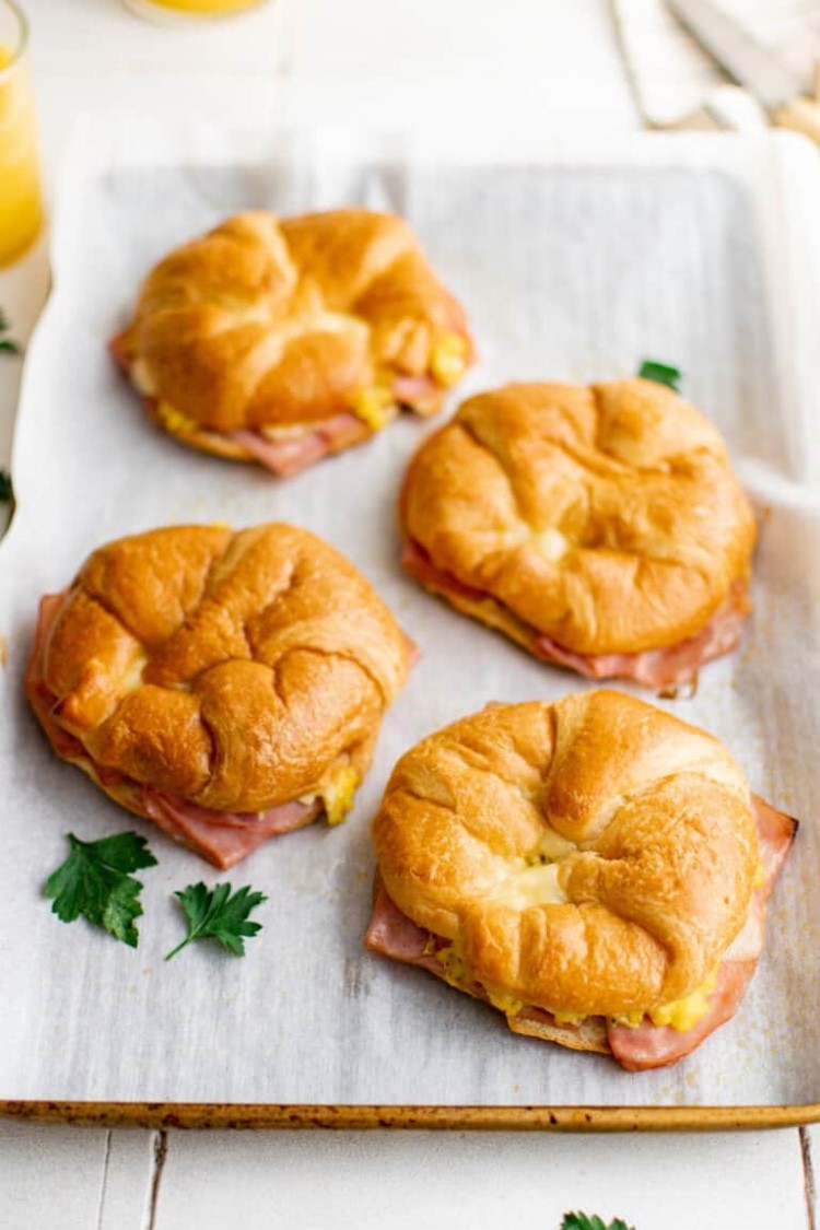 Croissant Sandwiches για πρωινό