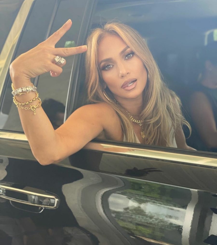 Jennifer Lopez τα 4 απλά βήματα της πρωινής ρουτίνας ομορφιάς της