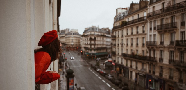 Tα Instagram accounts που μας κάνουν να ερωτευόμαστε το Παρίσι κάθε φορά από την αρχή
