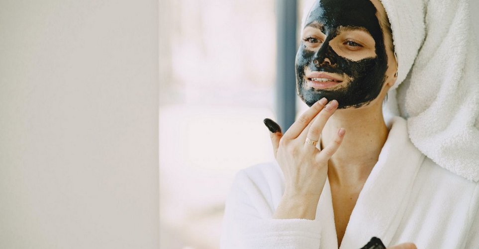 Double masking: το beauty trick που θα καλύψει τις ανάγκες της μεικτής επιδερμίδας σου
