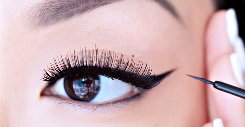 Τα 5 λάθη που κάνουμε όλες με το υγρό eyeliner