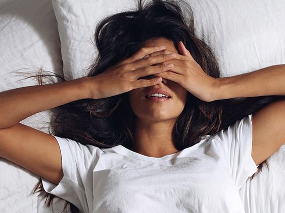10 κρέμες ματιών που είναι σχεδόν σαν ένας καλός βραδινός ύπνος