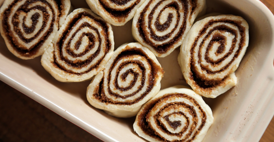 Πως να κάνεις cinnamon rolls σε 30 λεπτά